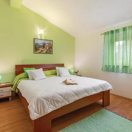 53 Holiday home